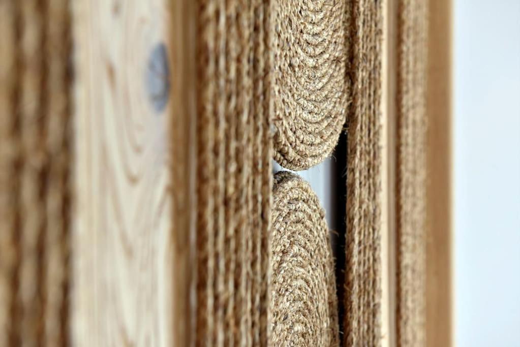 Kryni Deluxe Houses Adámasz Kültér fotó