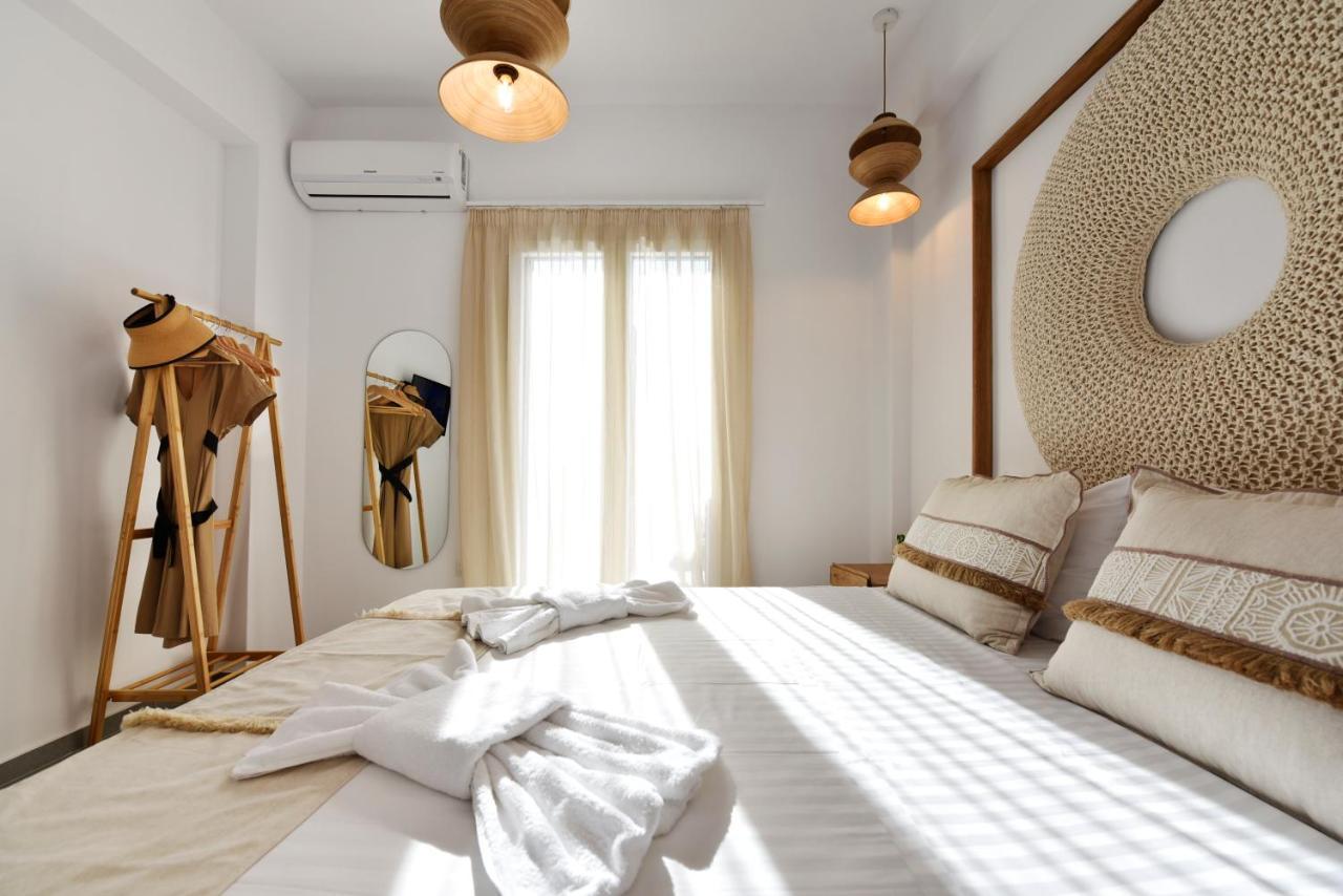 Kryni Deluxe Houses Adámasz Kültér fotó