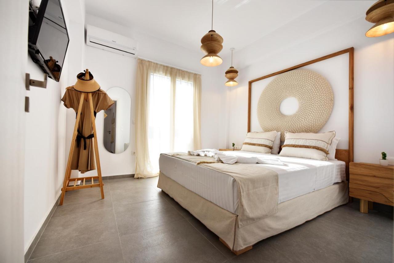 Kryni Deluxe Houses Adámasz Kültér fotó